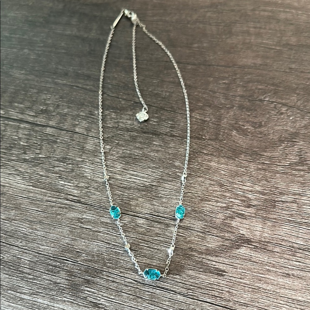 Kendra Scott Silver necklace